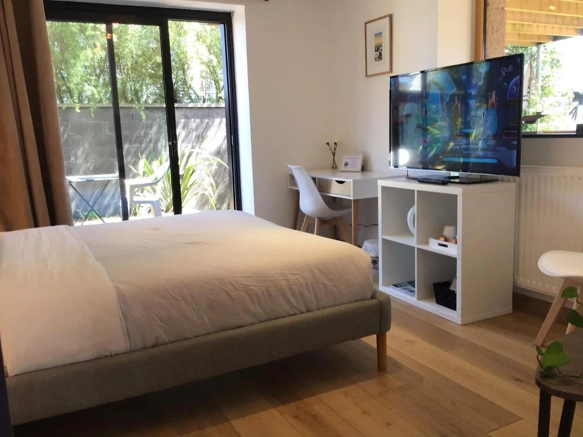 Chez Minh Thu Apartment Perros-Guirec 0*,  France
